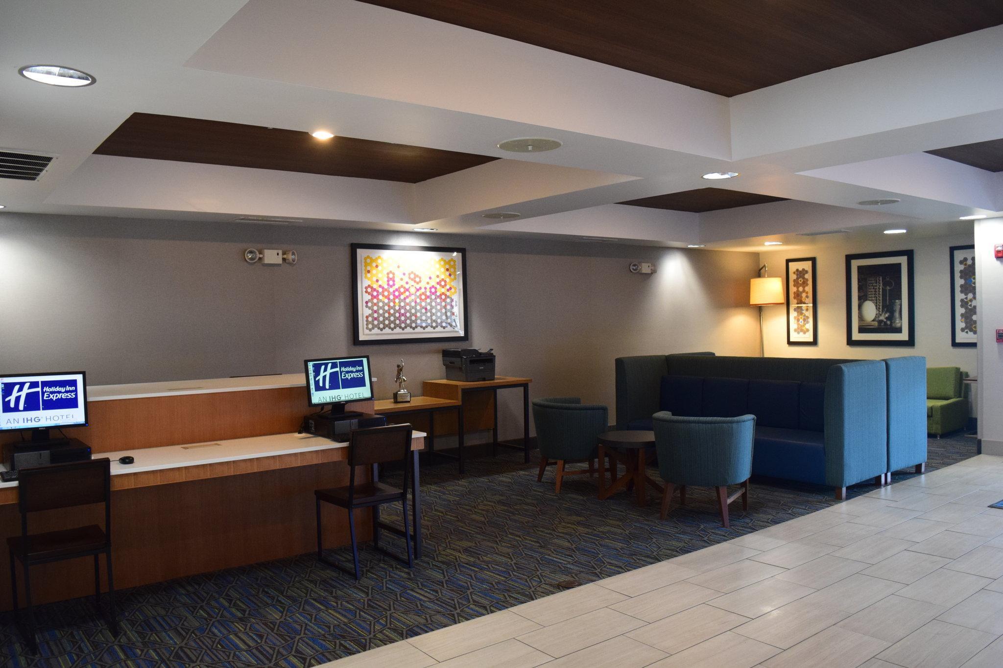Holiday Inn Express & Suites Sparta מראה חיצוני תמונה