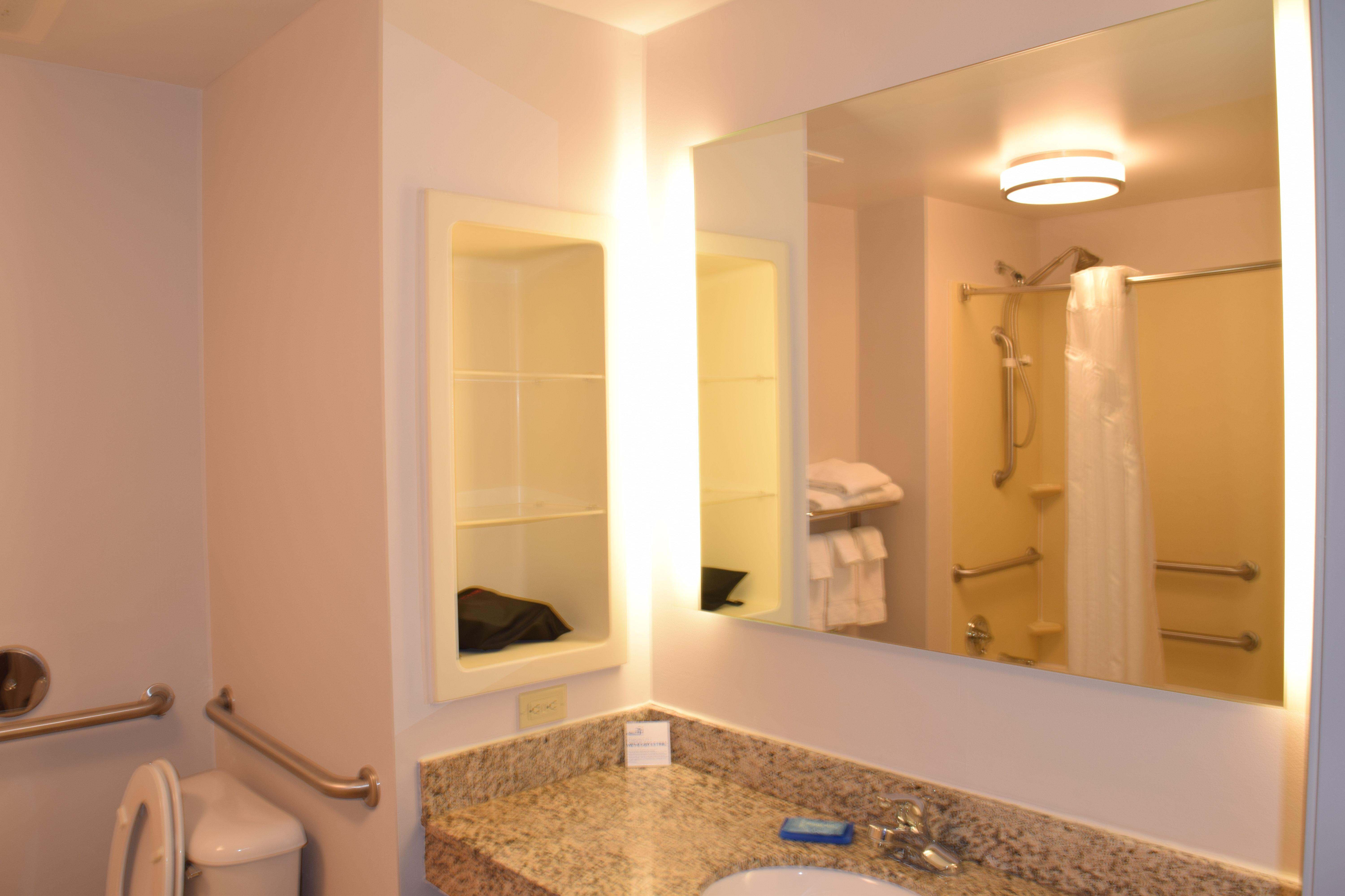 Holiday Inn Express & Suites Sparta מראה חיצוני תמונה