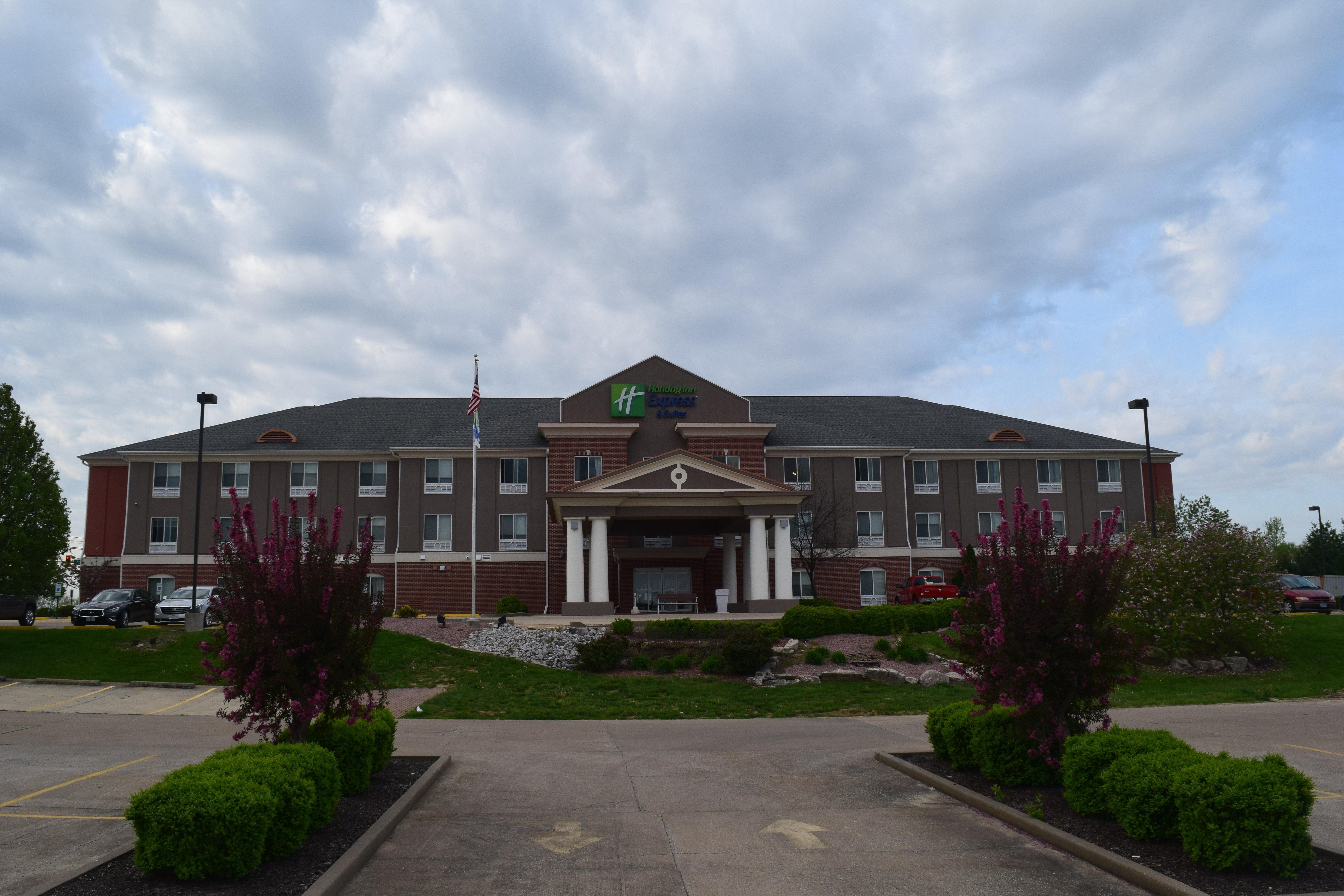 Holiday Inn Express & Suites Sparta מראה חיצוני תמונה