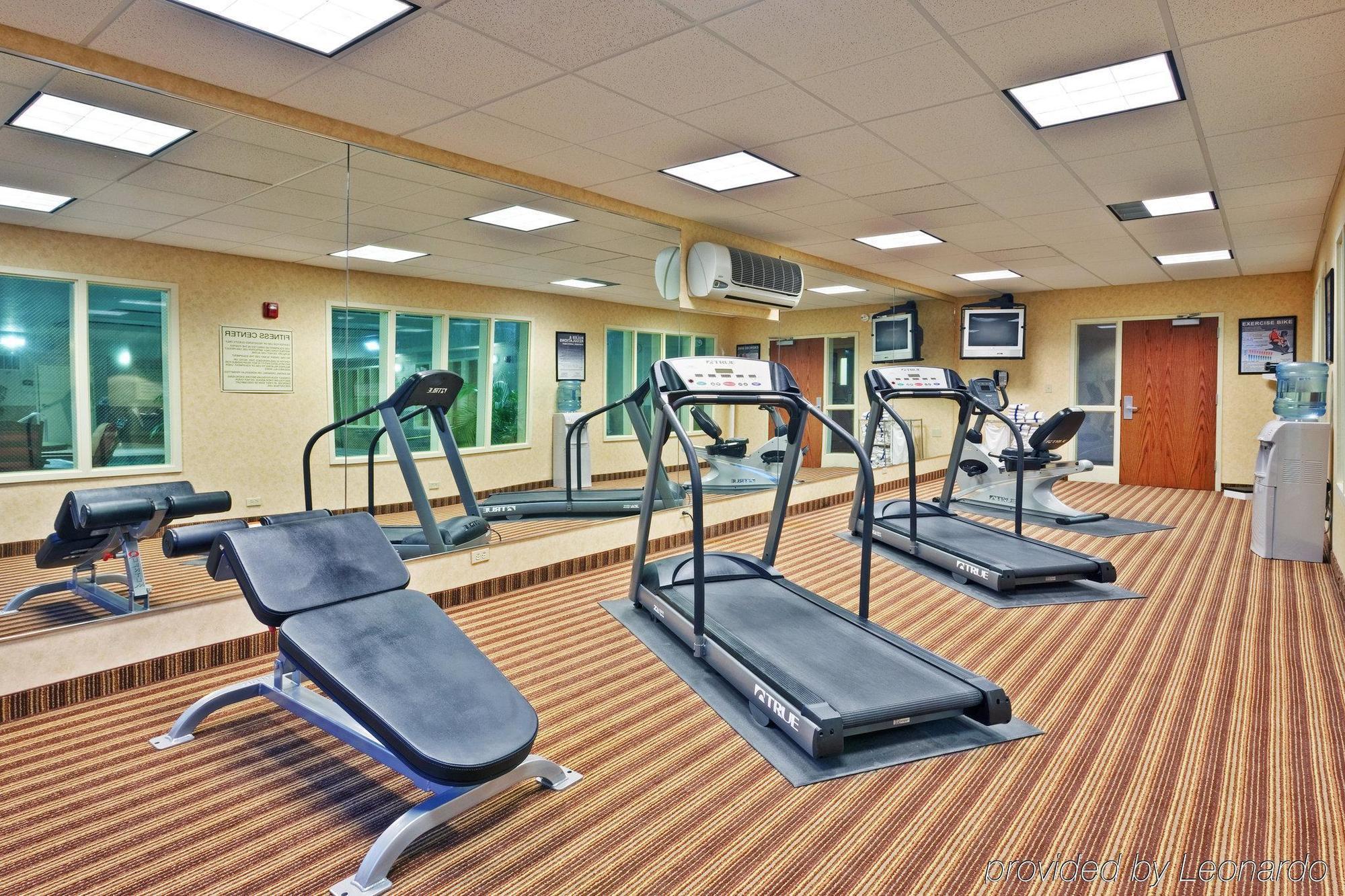 Holiday Inn Express & Suites Sparta מתקנים תמונה