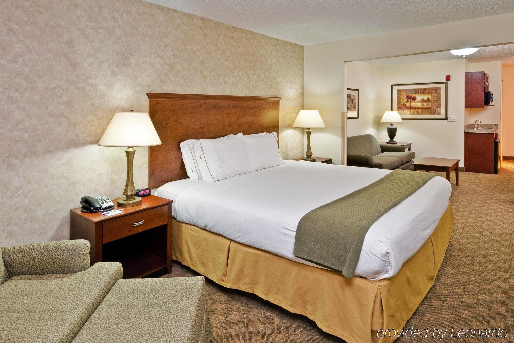 Holiday Inn Express & Suites Sparta חדר תמונה