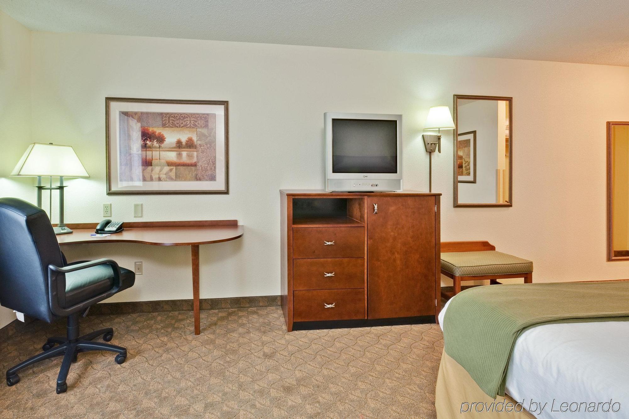 Holiday Inn Express & Suites Sparta חדר תמונה